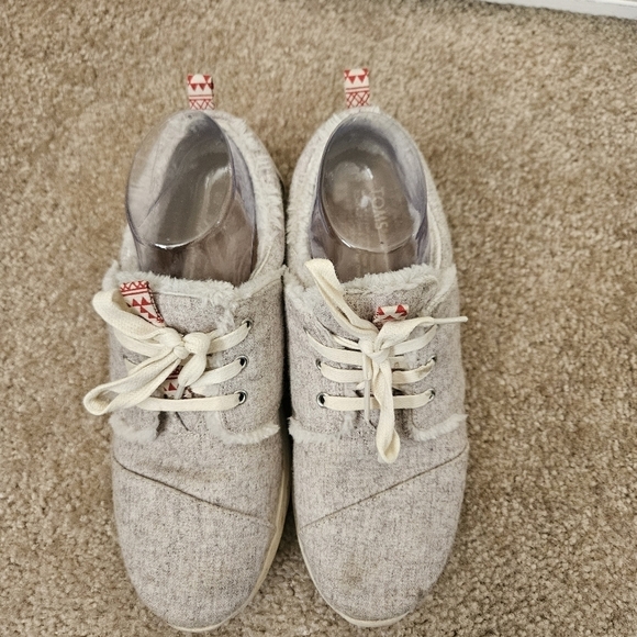 TOMS Del Rey Charcoal Wool with Shearling Shoes Women's 9 - Picture 4 of 9